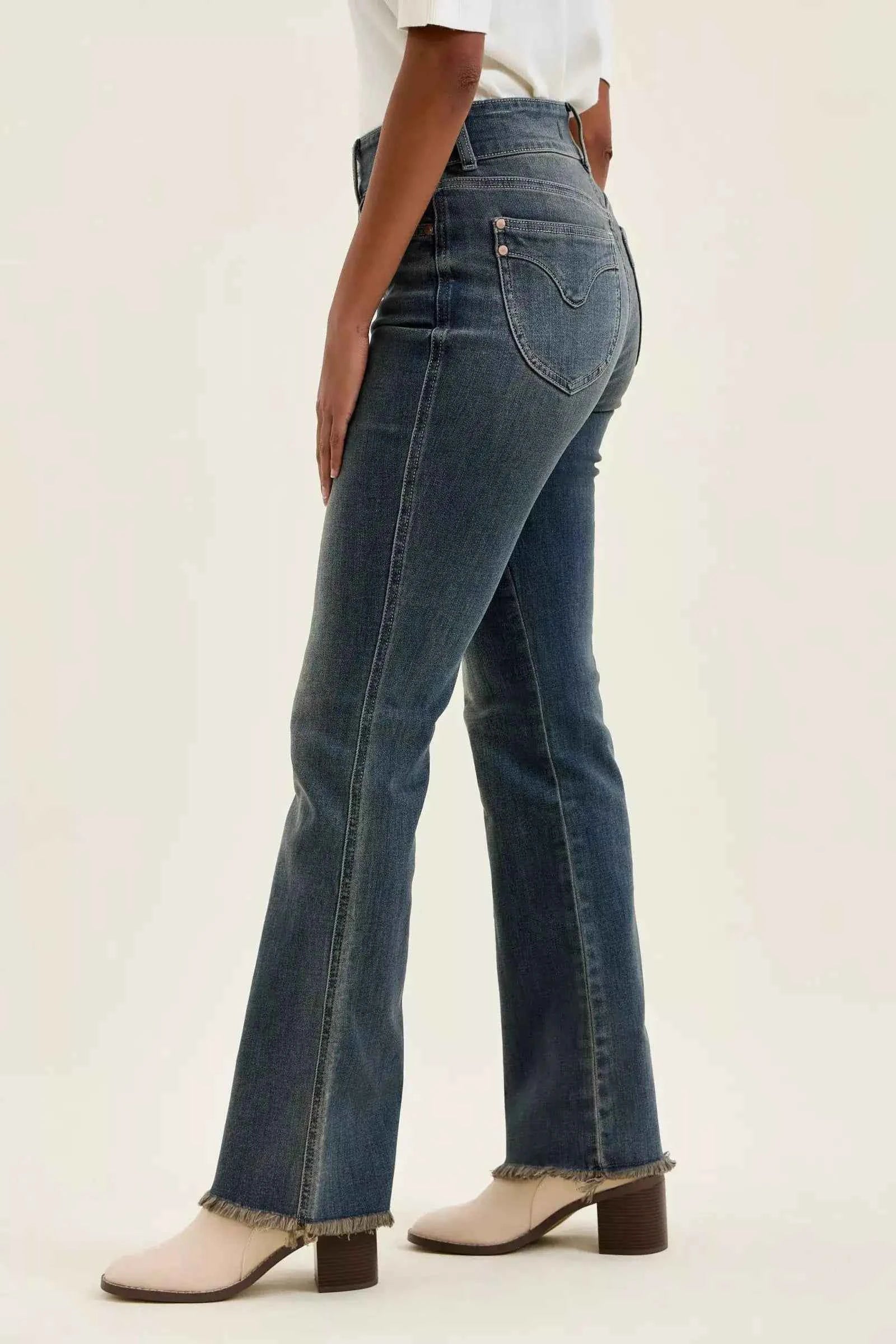 High Waist Frayed Hem Jeans Secondary image