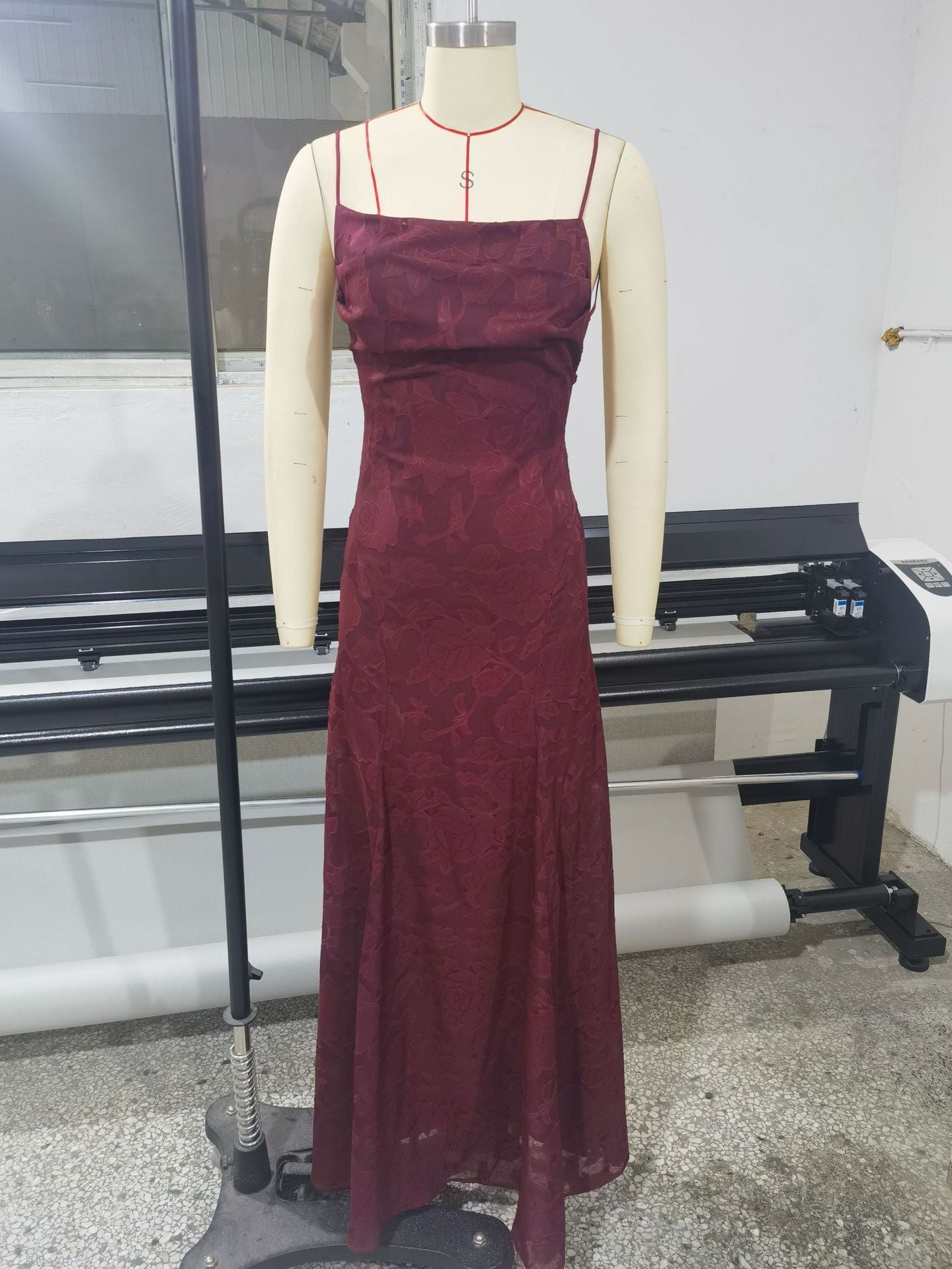 Lace backless evening dress — additional view 6