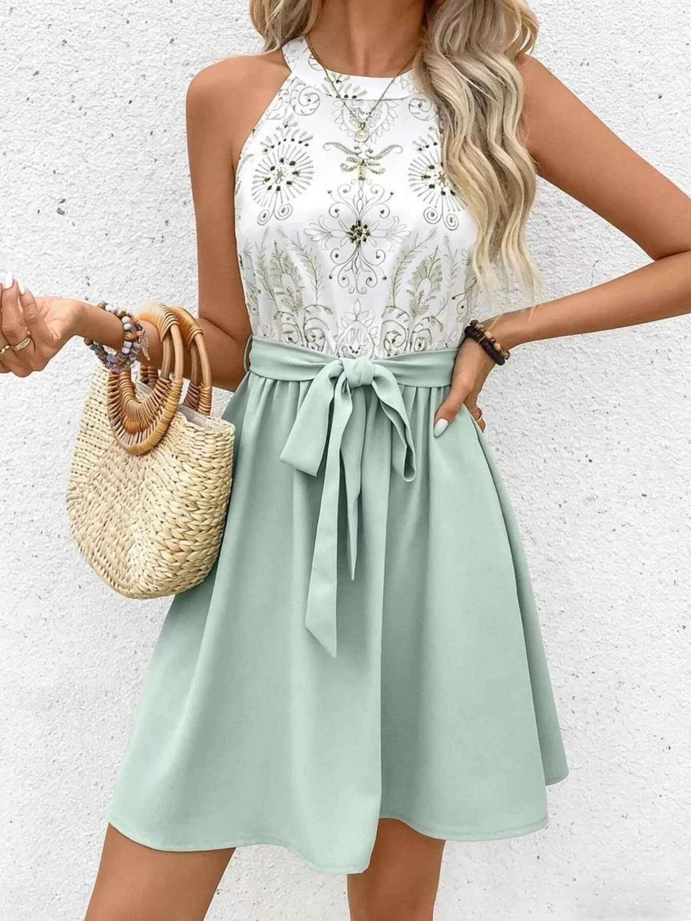Stylish Tie Waist A-Line Dress Secondary image