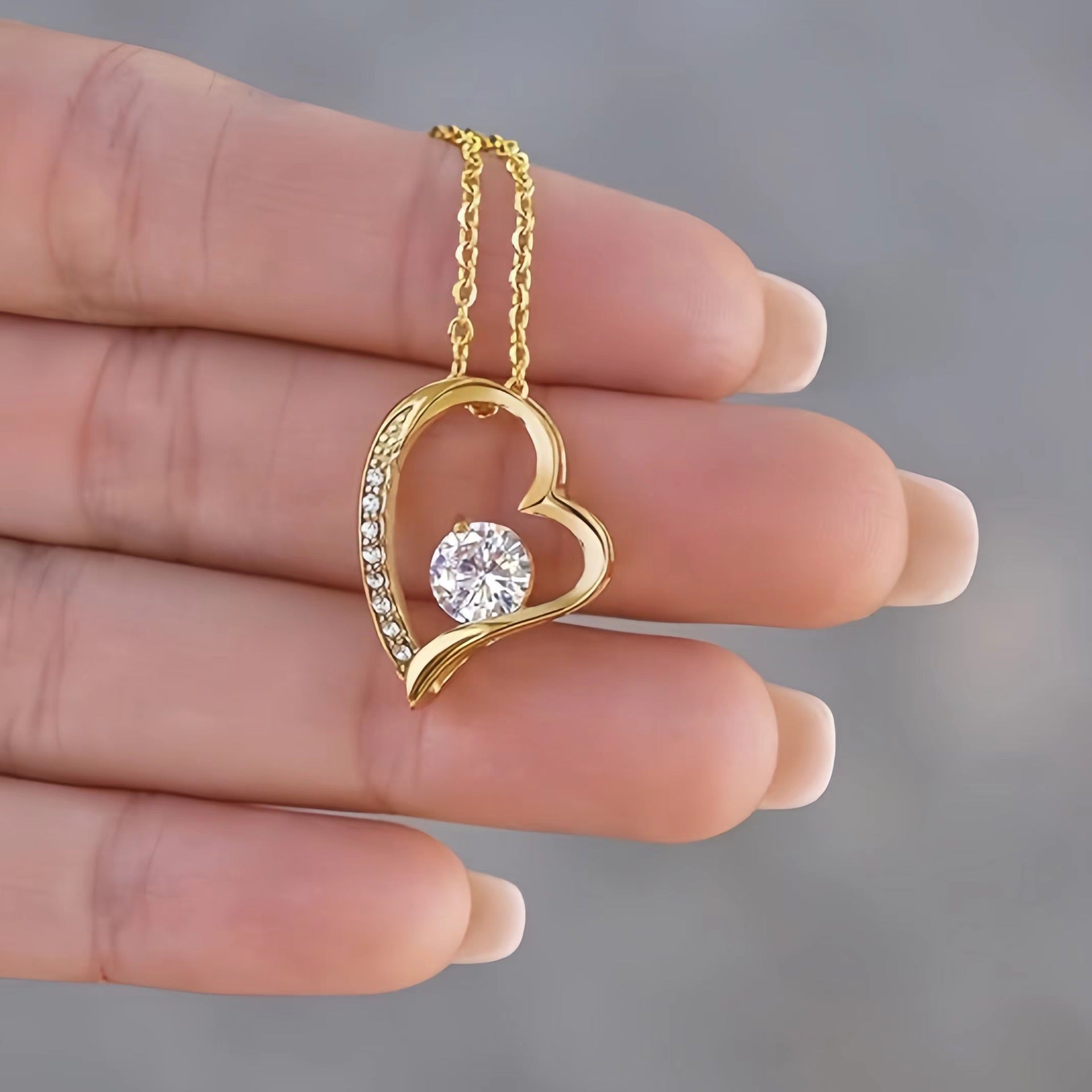 Heart Shape Zirconia Necklace - Splashis