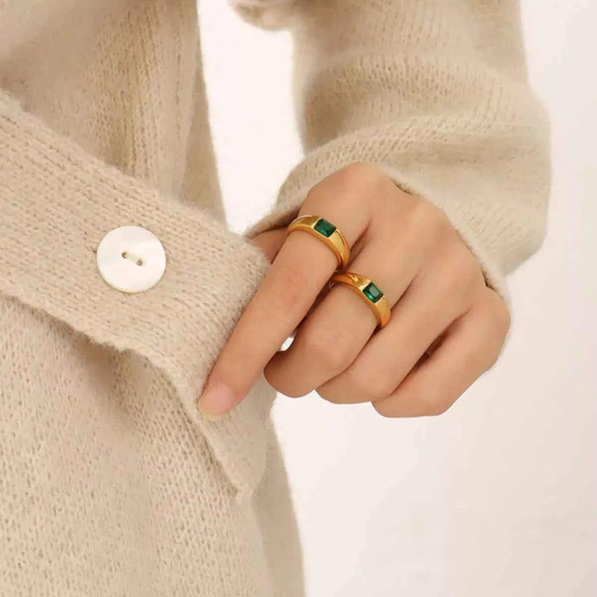 Zircon Ring 18K Gold-Plated Titanium Steel Secondary image