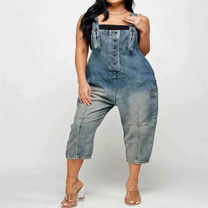 Plus size denim overalls with pockets — primary view メイン画像
