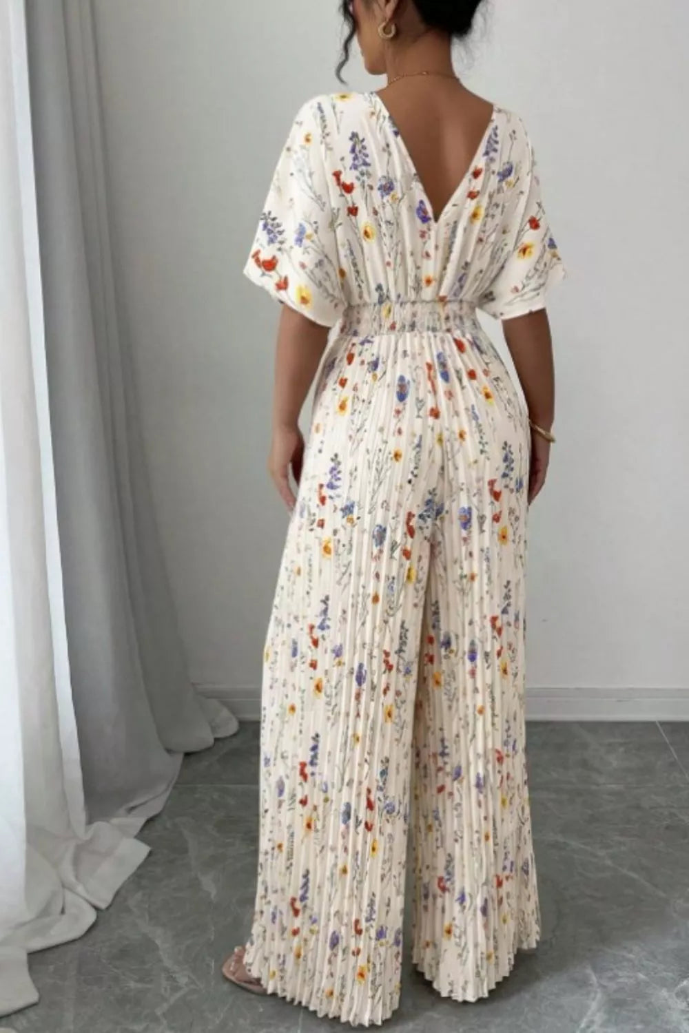 Pleated Floral Print Wide Leg Jumpsuit-Jumpsuit-Splashis-Splashis