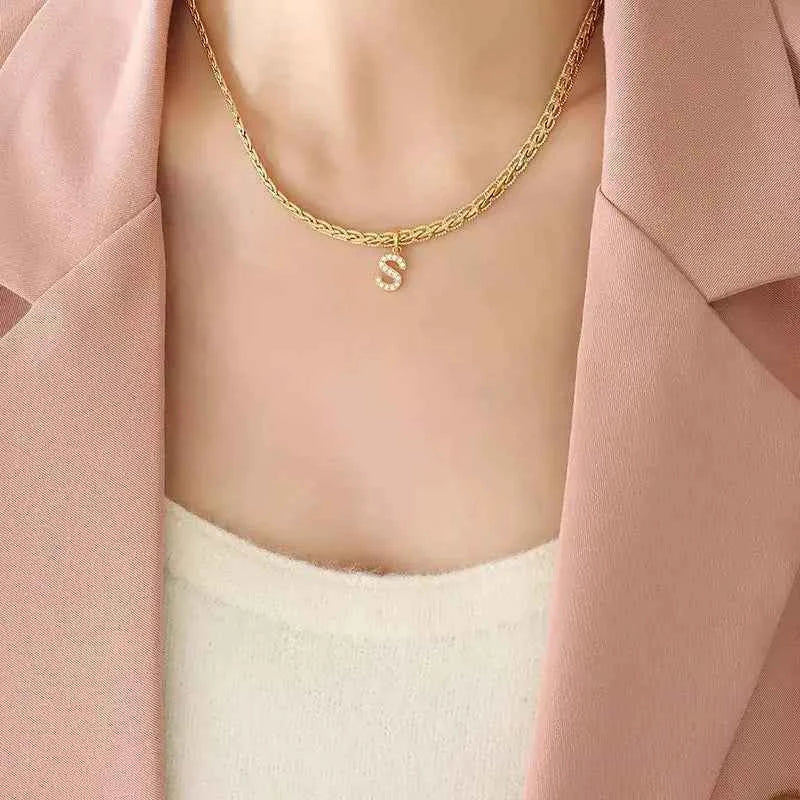 Letter Pendant Necklace Brass Zircon Inlay サブ画像