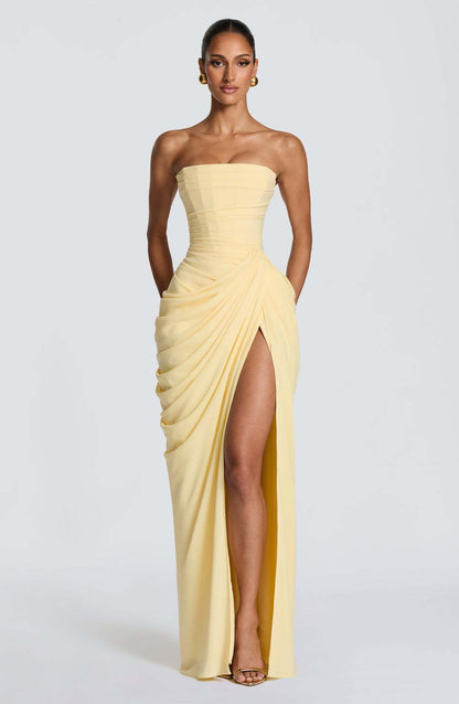 Asymmetrical Off-Shoulder Bodycon Dress - Splashis