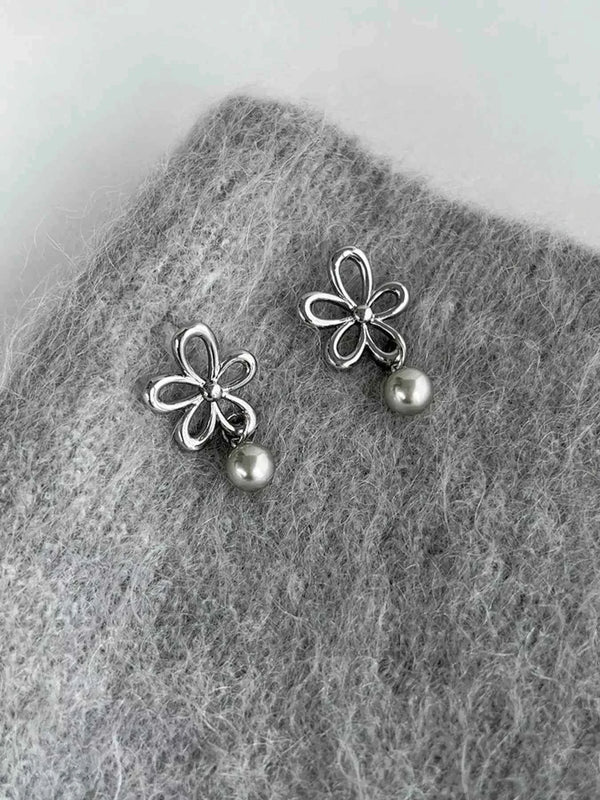 Flower pearl drop earrings in 925 silver — additional view 7