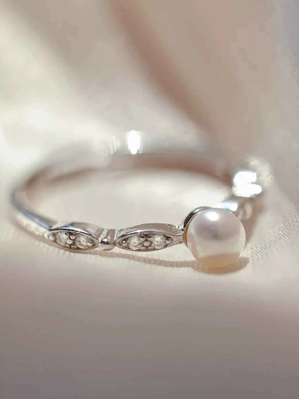 Pearl ring in 925 sterling silver — additional view 4