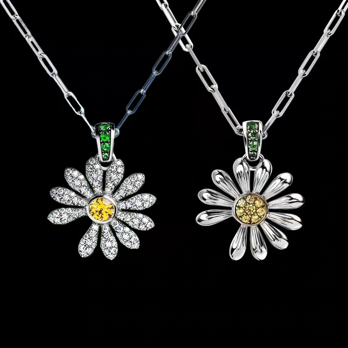 Delicate Daisy Flower Necklace - Splashis