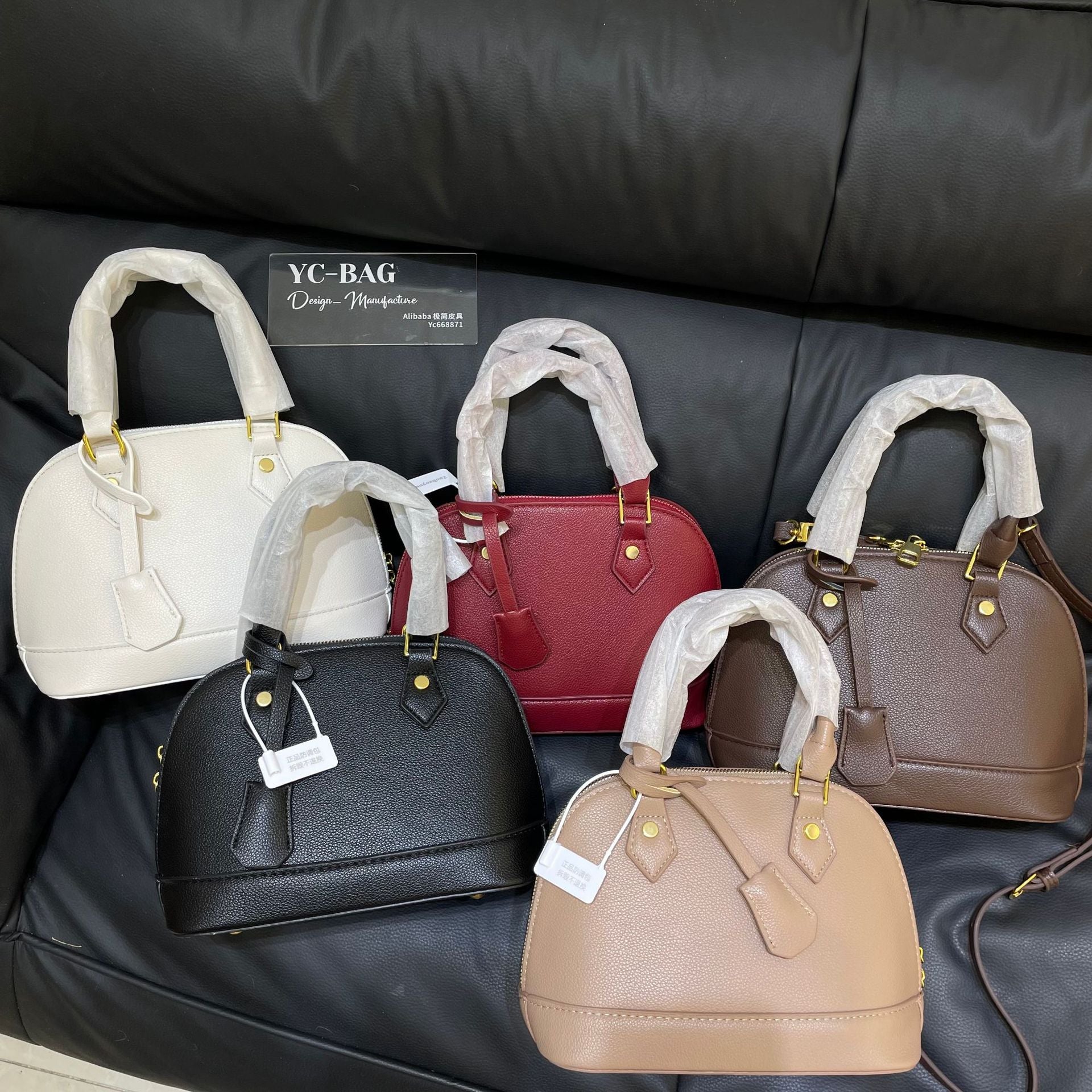 Retro Shell Crossbody Bag product photo Main image