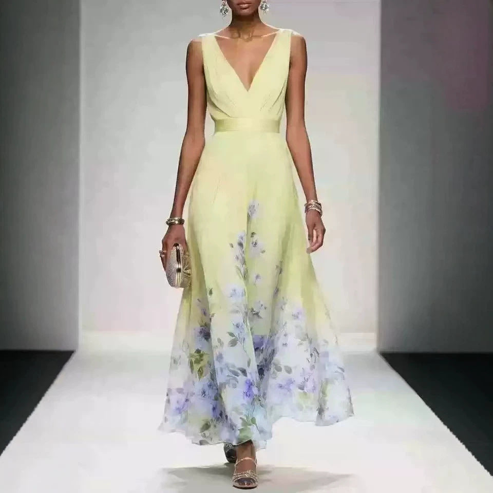 V-Neck Slim-Fit Chiffon Evening Gown Secondary image