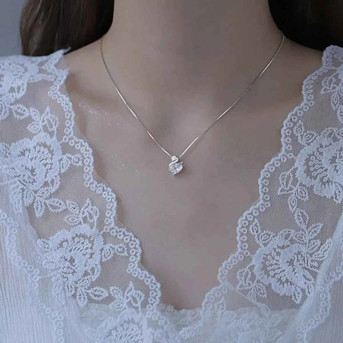 Zircon pendant necklace in 925 sterling silver — additional view 3