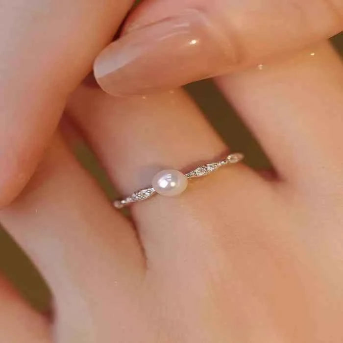 Pearl ring in 925 sterling silver — additional view 2