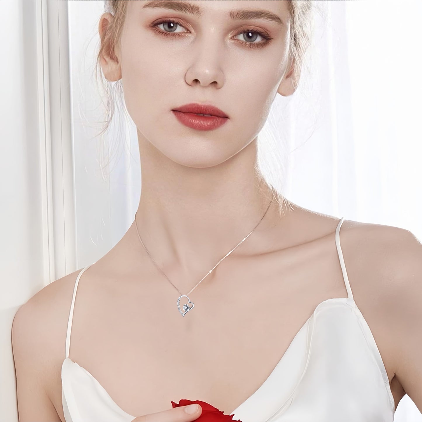 Heart Shape Zirconia Necklace - Splashis