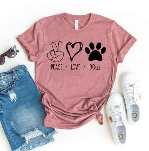 Peace Love Dogs slogan t-shirt — primary view Huvudsaklig produktbild