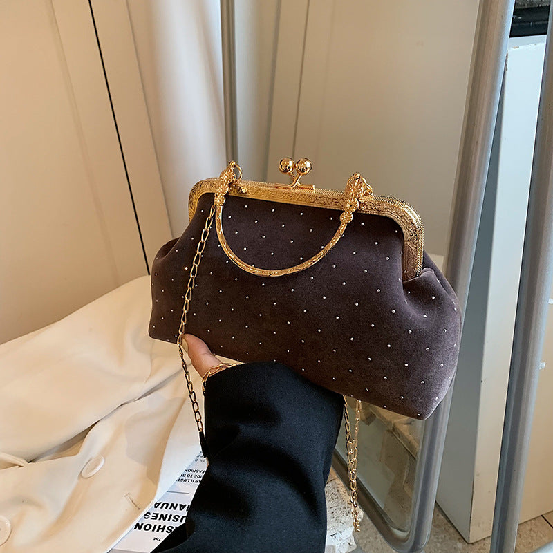 Fashion Shell Crossbody Bag with Chain Strap product photo