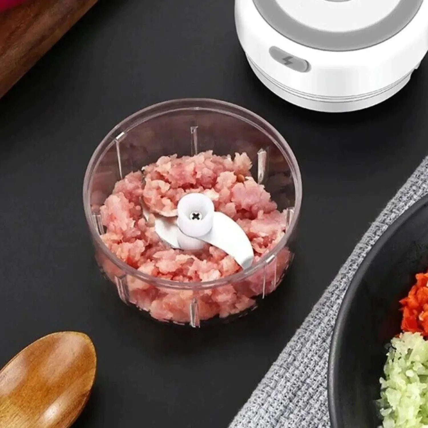 Electric Onion & Garlic Chopper Splashis 300ml-chopper 304-stainless-steel 37w-motor accessible-cooking accident-free-cooking additive-free-cooking apartment-kitchen arthritis-friendly baby-food-chopper baby-food-maker baby-food-processor