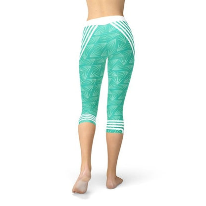 Turquoise Sports Capri Leggings - Splashis
